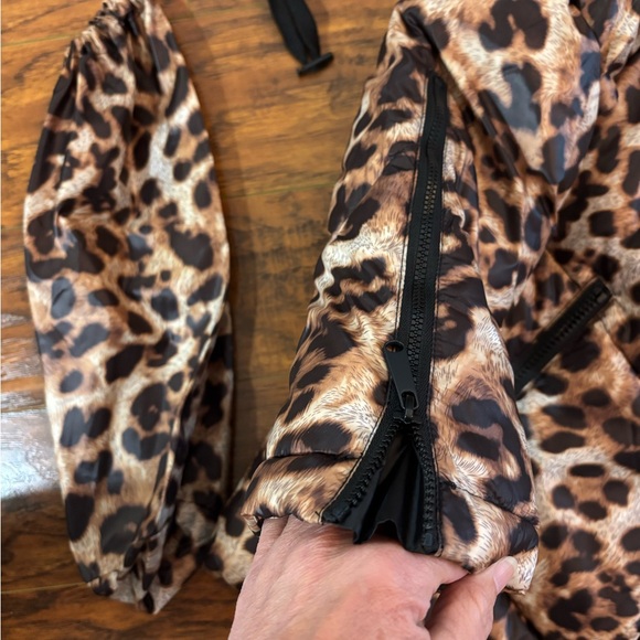 Sam Edelman Leopard Print Puffer Jacket - Small - Picture 5 of 6